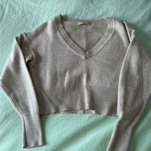 Babaton V-Neck Sweater - Light Gray